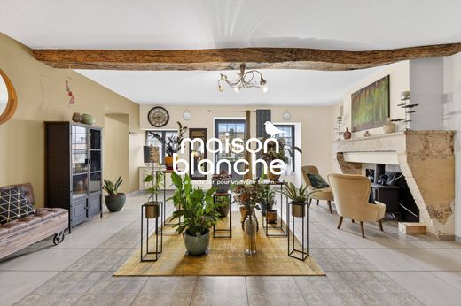Luxury home in Saint-Émilion, Gironde