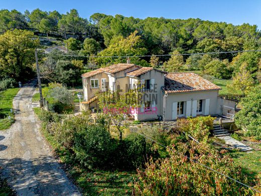 Luksusowy dom w Le Beaucet, Vaucluse