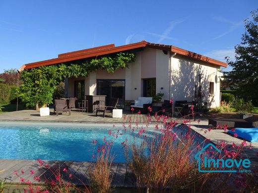 Luxury home in Grisolles, Tarn-et-Garonne