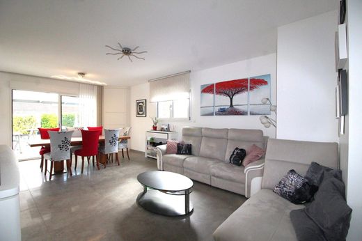 Luxury home in Stutzheim-Offenheim, Bas-Rhin