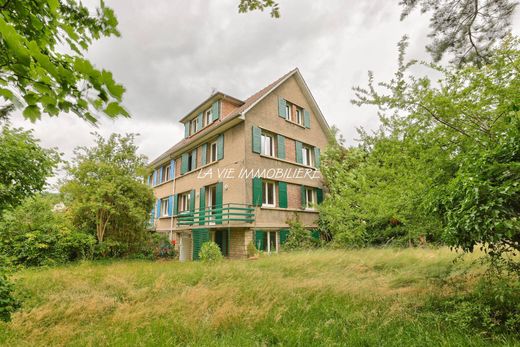 Luxury home in Châtenay-Malabry, Hauts-de-Seine
