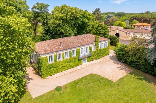 Luxus-Haus in Yvrac, Gironde
