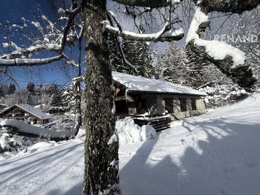 Luxury home in Les Carrys, Ain