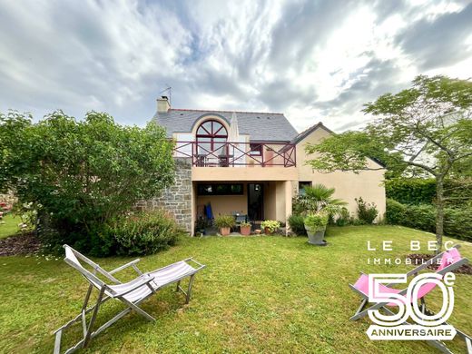 Casa di lusso a Séné, Morbihan