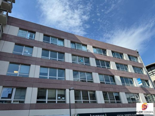 Office in Rouen, Seine-Maritime