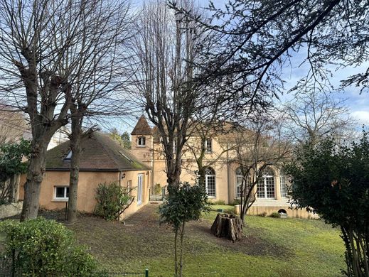 Luksusowy dom w Chatou, Yvelines