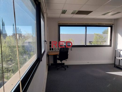 Office in Éguilles, Bouches-du-Rhône