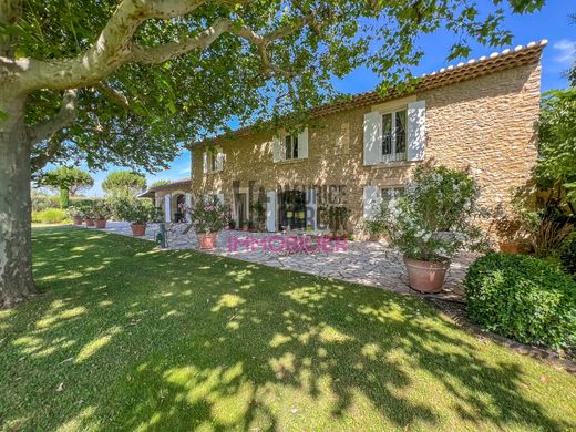 Luxury home in Cheval-Blanc, Vaucluse