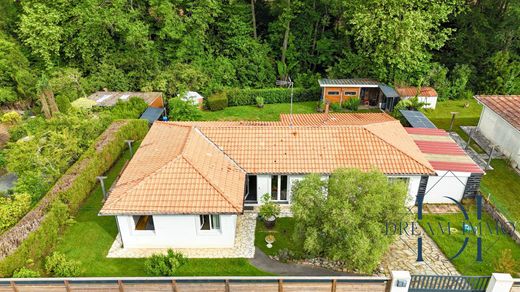 Luxury home in Saint-Martin-de-Seignanx, Landes