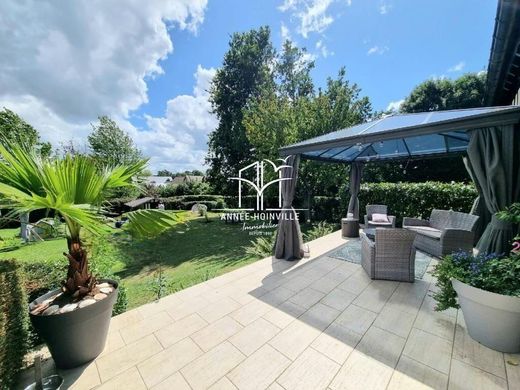 Luxe woning in Tourgeville, Calvados