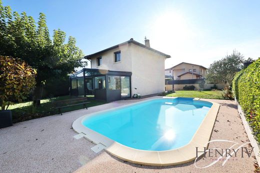 Luxury home in Crolles, Isère