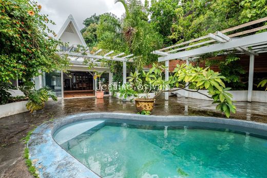 Luxus-Haus in Pirae, Îles du Vent