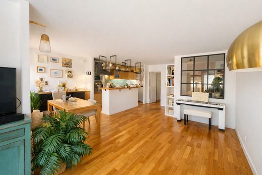 Apartment in Chaville, Hauts-de-Seine