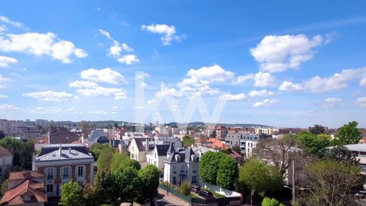 Apartment in Montmorency, Val d'Oise