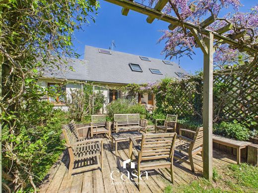 Luxury home in Bretteville-sur-Odon, Calvados