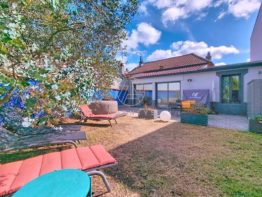 Luksusowy dom w Saint-Maur-des-Fossés, Val-de-Marne