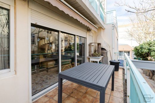 Complexes résidentiels à Saint-Pierre-sur-Mer, Aude