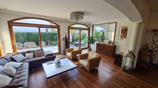 Luxury home in Villiers-le-Bel, Val d'Oise