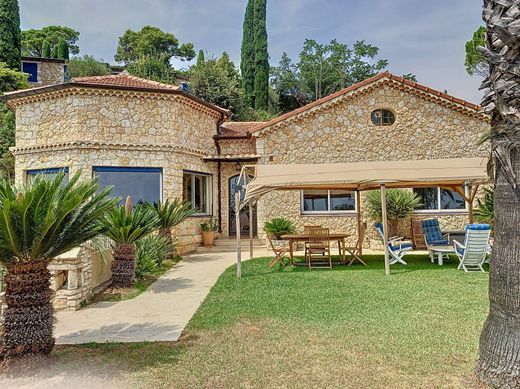 Maison de luxe à Châteauneuf-Grasse, Alpes-Maritimes