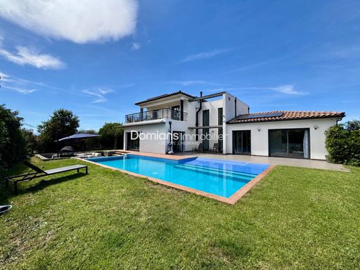 Luxury home in Latour-Bas-Elne, Pyrénées-Orientales