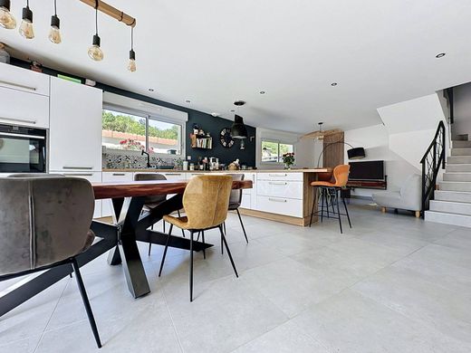 Luxus-Haus in Entrange, Moselle