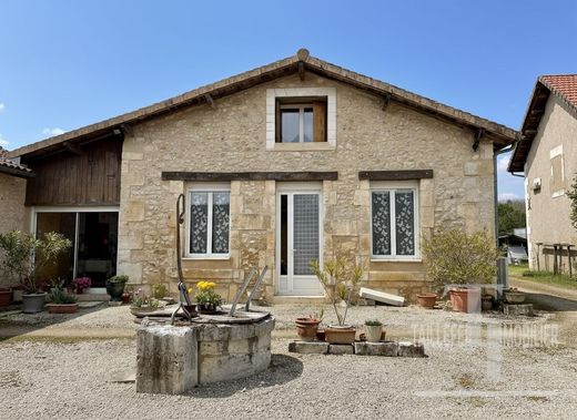Luxury home in Antonne, Dordogne