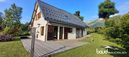 Luxus-Haus in Villard-de-Lans, Isère