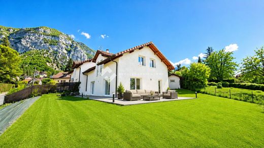 Maison de luxe à Collonges-sous-Salève, Haute-Savoie