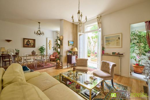 Apartment in Montrouge, Hauts-de-Seine