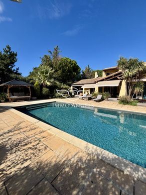 Luxe woning in Clermont-l'Hérault, Hérault