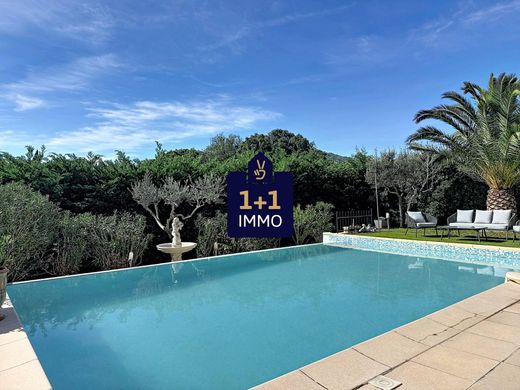 Casa di lusso a Roquebrune-sur-Argens, Var
