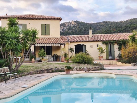 Luxury home in Le Plan-de-la-Tour, Var