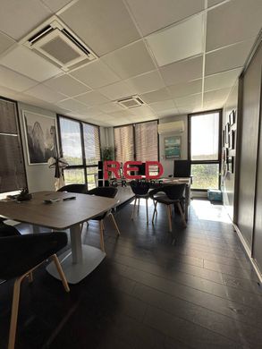 Office in Aix-en-Provence, Bouches-du-Rhône