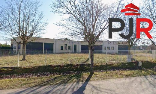 Office in Gondreville, Meurthe et Moselle