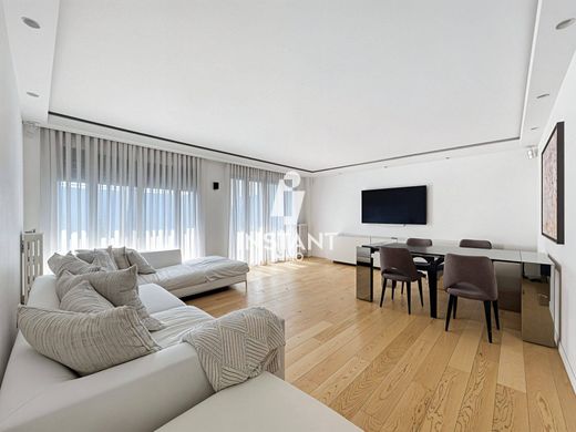 Apartment / Etagenwohnung in Charenton-le-Pont, Val-de-Marne