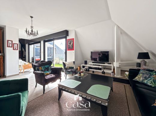 아파트 / Caen, Calvados