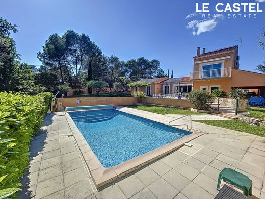 Luxe woning in Pourrières, Var