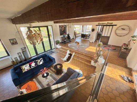 Luxury home in Achères-la-Forêt, Seine-et-Marne