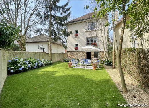 Casa de lujo en Fontenay-sous-Bois, Valle de Marne