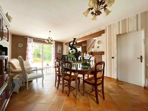 Maison de luxe à Frévin-Capelle, Pas-de-Calais