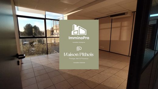 ‏משרד ב  Ollioules, Var