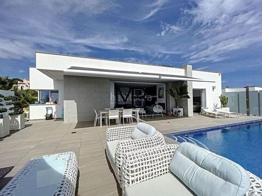 Luxury home in Benitachell, Province of Alicante
