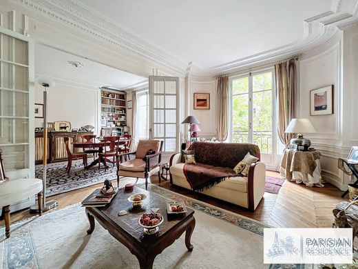 Appartement à Saint-Germain, Odéon, Monnaie, Paris