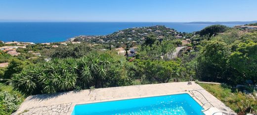 Luxury home in Les Issambres, Var