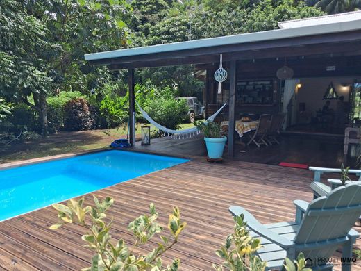 Maison de luxe à Afareaitu, Îles du Vent