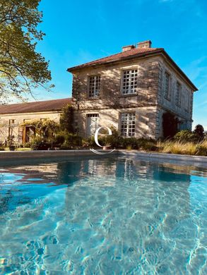 Casa di lusso a Génissac, Gironda