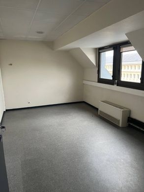 Γραφείο σε Caen, Calvados