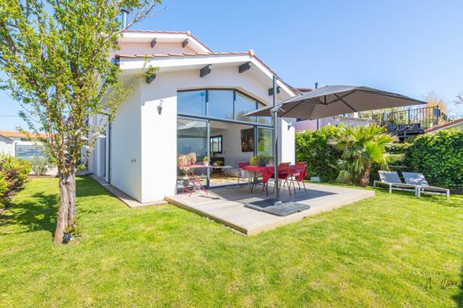 Luxe woning in Anglet, Pyrénées-Atlantiques