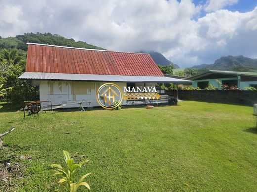 Land in Haapiti, Îles du Vent