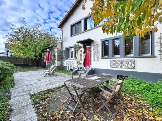 Luxury home in Créteil, Val-de-Marne